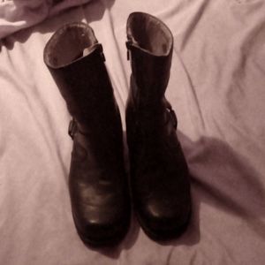 Women's size 8.5 Harley Davidson boots